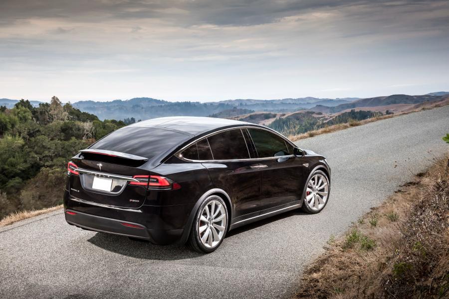  Tesla Model X P90D 2015 года  (NA) (фото 7 из 25)
